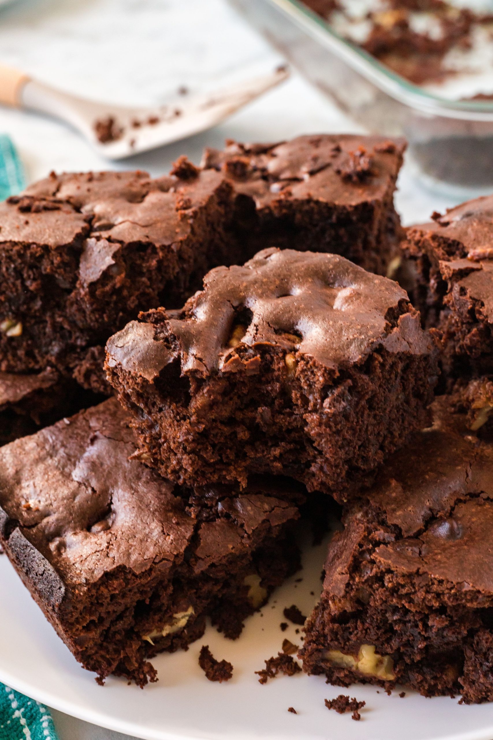 You're going to love the taste of this delicious Vegan Brownies recipe. They're moist and yummy and the result is a super Vegan Fudgy Brownie. End your dinner with this delicious vegan dessert that is certain to put a smile on your face.