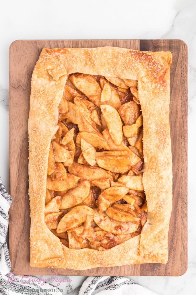 Vegan apple tart out of the oven.
